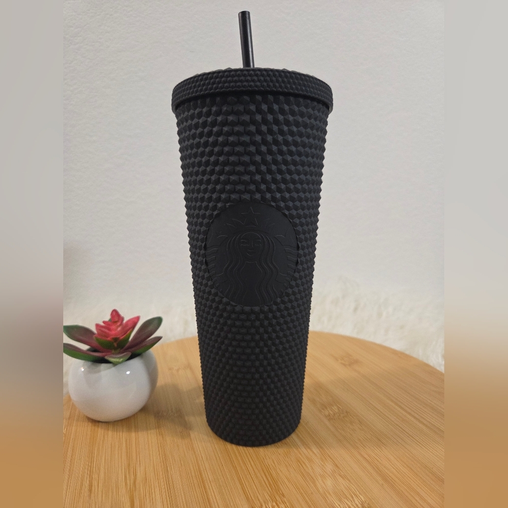 STARBUCKS Black Matte Diamond Studded 24oz Textured Venti Tumbler with Straw